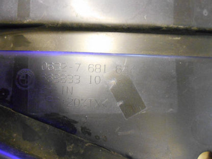 Vänster sida på Sadel från en BMW R 1200 RT -2010 motorcykel.