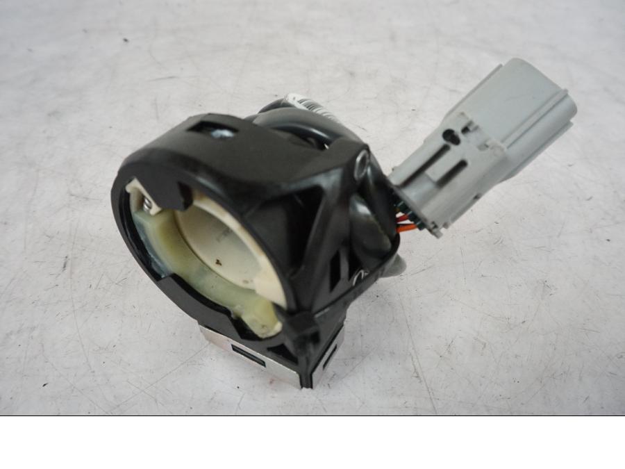 Framsidan på Gasklo från en Triumph Bonneville T120 -2021 motorcykel.