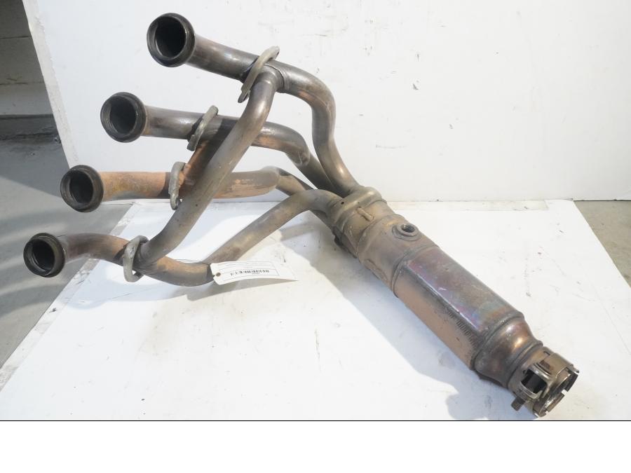 Framsidan på Grenrör från en Kawasaki Z 800 -2014 motorcykel.