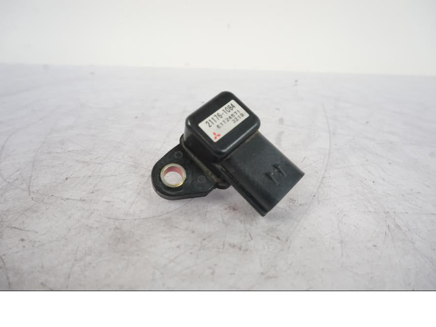 Framsidan på Mapsensor från en Kawasaki VN 1500 -2003 motorcykel.