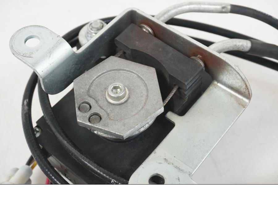 Extrabild1 på Avgasspjällmotor från en Suzuki GSX-R 1000 -2007 motorcykel.