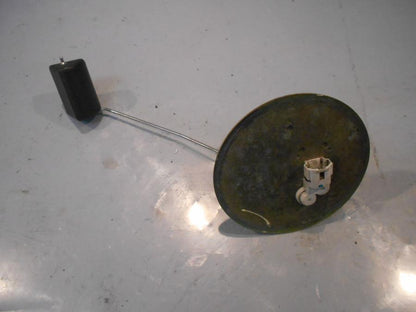 Framsidan på Bensintankgivare från en Honda GL 1800 -2001 motorcykel.