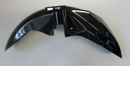 Framsidan på Framskärm från en Suzuki Alla -2015 motorcykel.