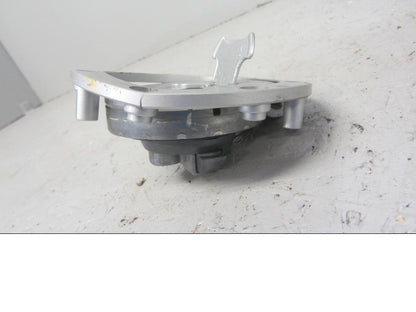 Baksidan på Låssats från en Honda CB 1000 R -2010 motorcykel.