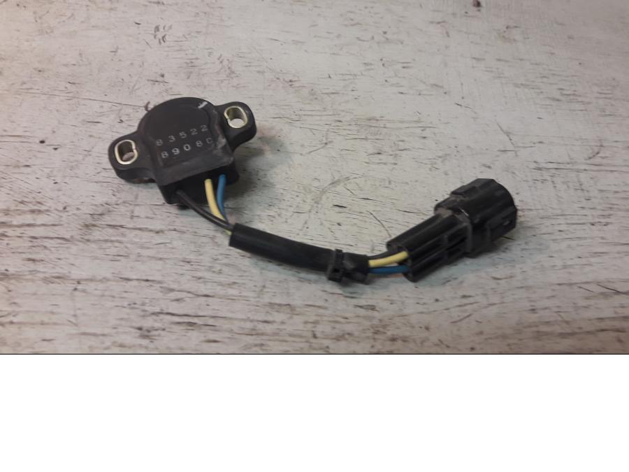 Framsidan på TPS från en Triumph Daytona 675 -2009 motorcykel.