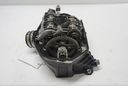 Vänster sida på Topplock från en BMW R 1250 GS -2019 motorcykel.