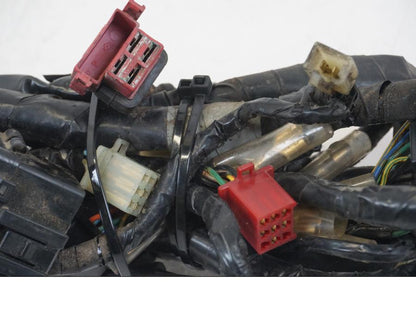 Snett uppifrån på Kabelstam från en Honda CB 750 -2002 motorcykel.