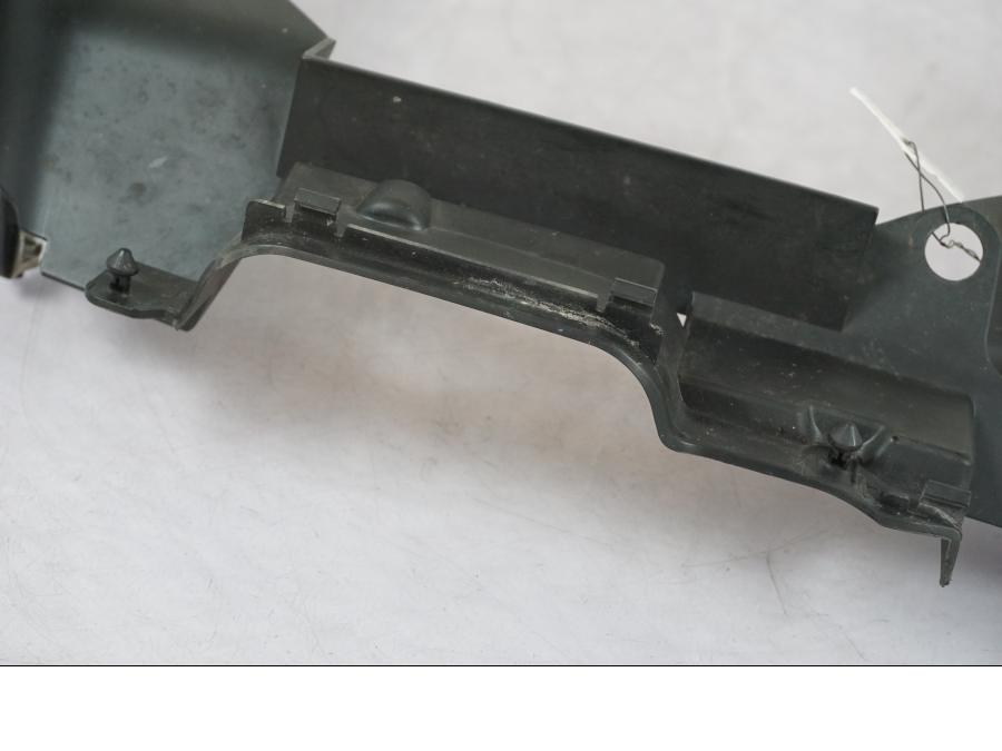 Höger sida på Toppkåpsinsida från en BMW R 1250 GS -2019 motorcykel.