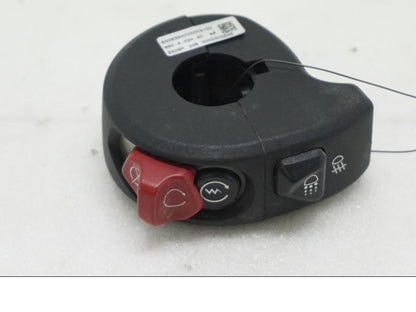 Framsidan på Styrelreglage från en Ducati Multistrada 1158 V4 -2021 motorcykel.