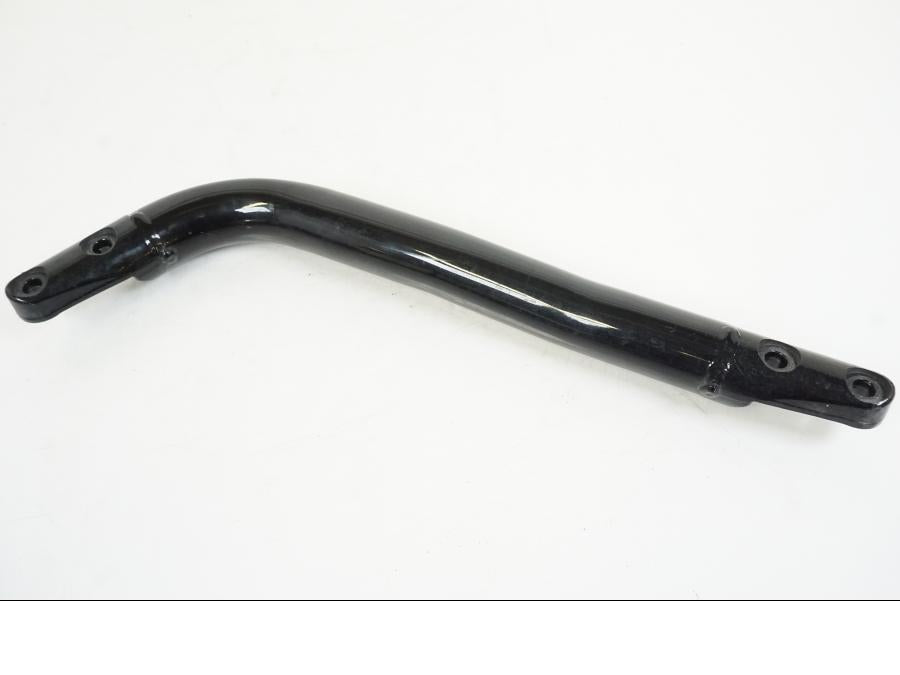 Framsidan på Motorfäste från en Yamaha XJR 1300 -2007 motorcykel.