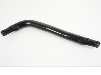 Framsidan på Motorfäste från en Yamaha XJR 1300 -2007 motorcykel.