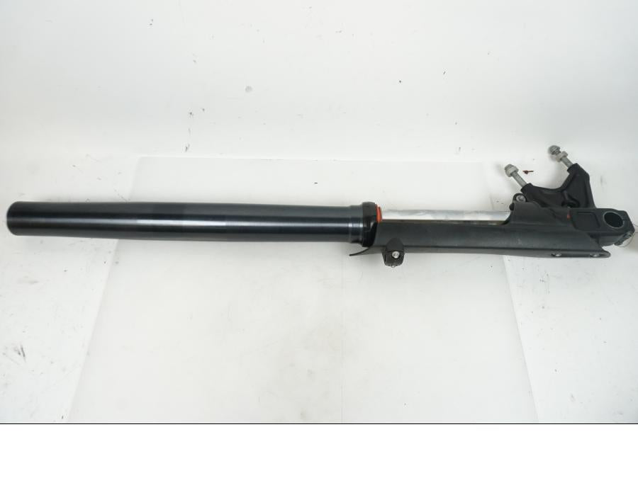 Framsidan på Gaffelben från en KTM 690 SMCR -2014 motorcykel.