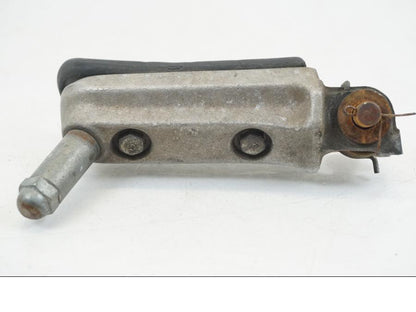 Vänster sida på Fotpinne från en Honda NSR 125 -1991 motorcykel.