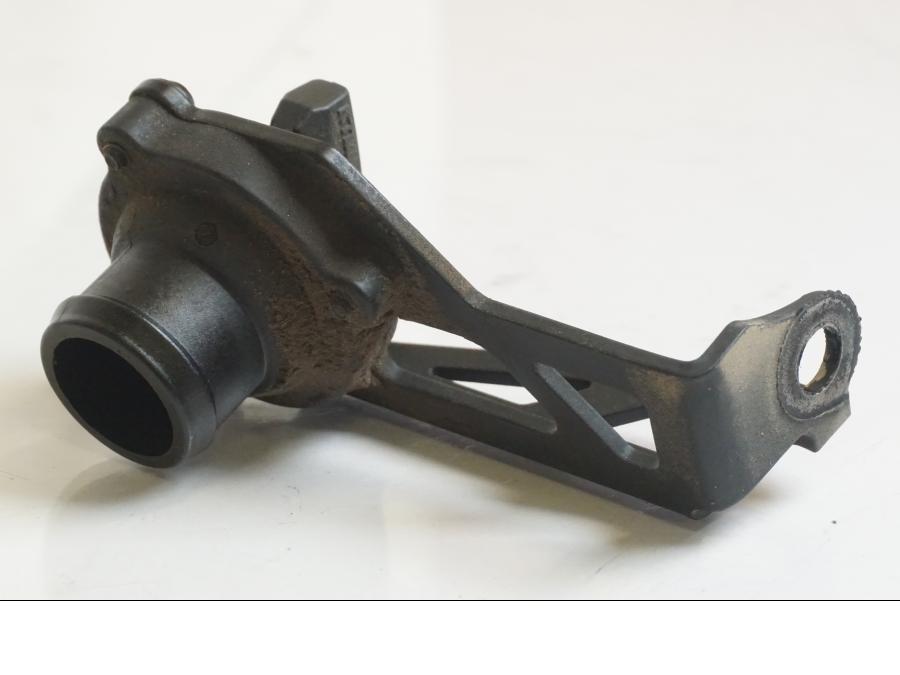 Baksidan på Oljelock från en KTM 1190 Adventure -2015 motorcykel.