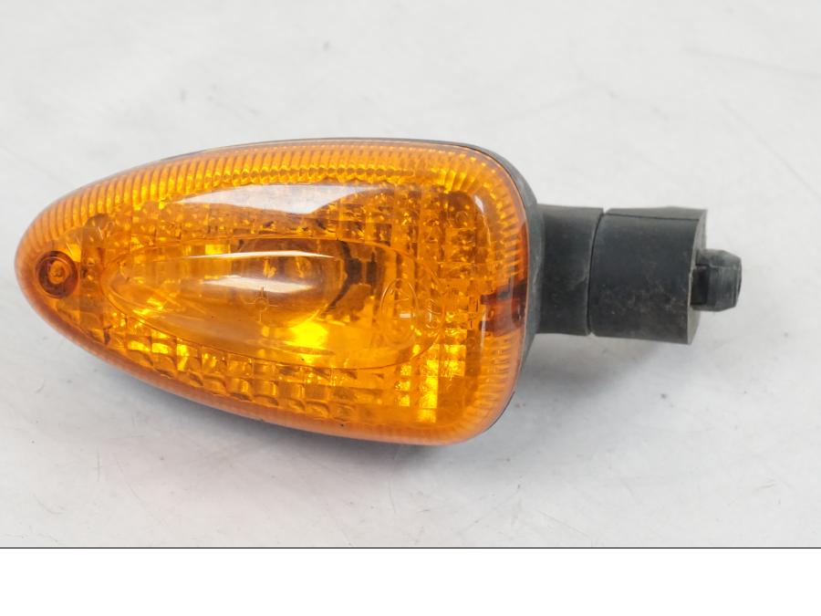 Framsidan på Blinkers från en BMW F 800 GS -2008 motorcykel.