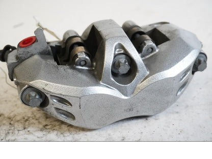 Baksidan på Bromsok från en Kawasaki Z 1000 -2008 motorcykel.