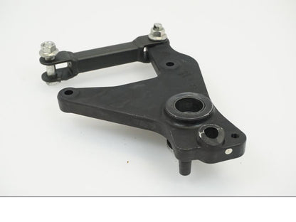 Höger sida på Bromsoksfäste från en Kawasaki Z 1000 -2014 motorcykel.