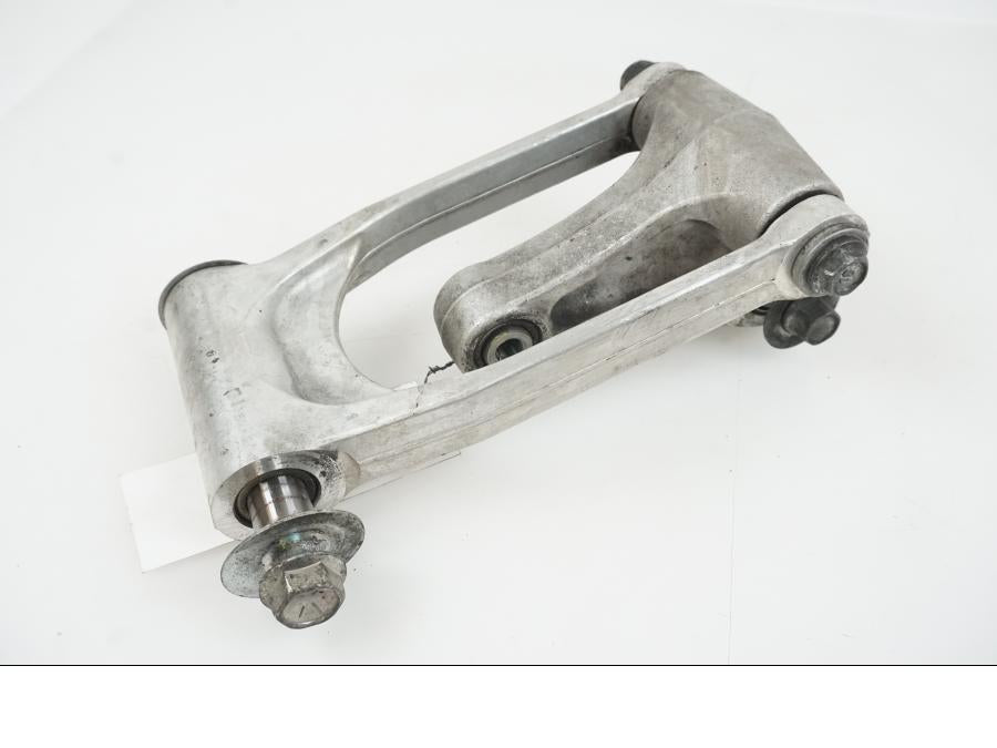 Vänster sida på Stötdämparlänkage från en Suzuki GSX-R 1000 -2007 motorcykel.