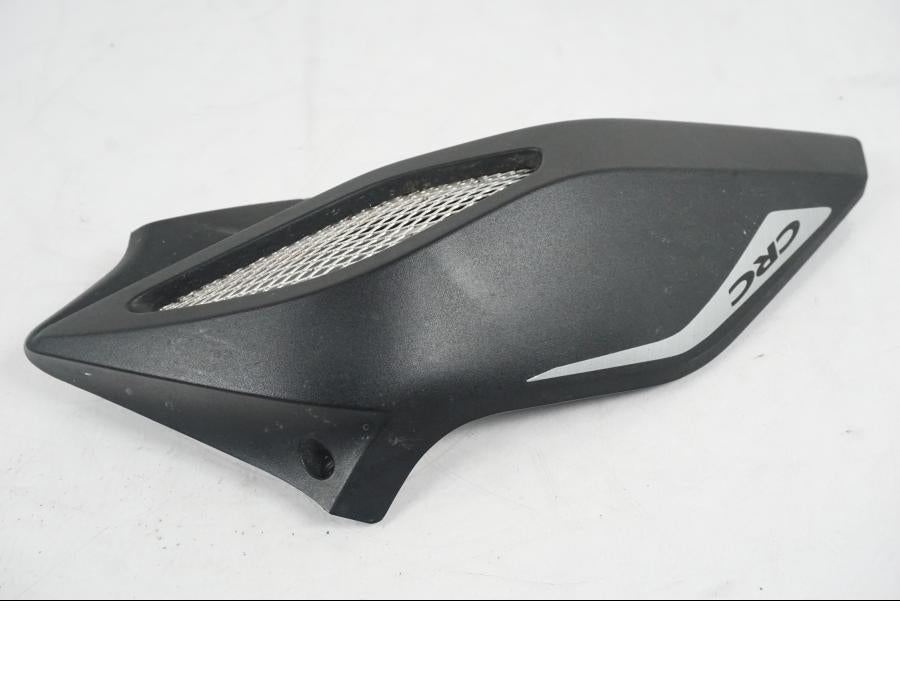 Höger sida på Luftintagskåpa från en MV Agusta Dragster -2014 motorcykel.