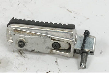 Extrabild1 på Fotpinne från en Yamaha XJ 6 -2011 motorcykel.