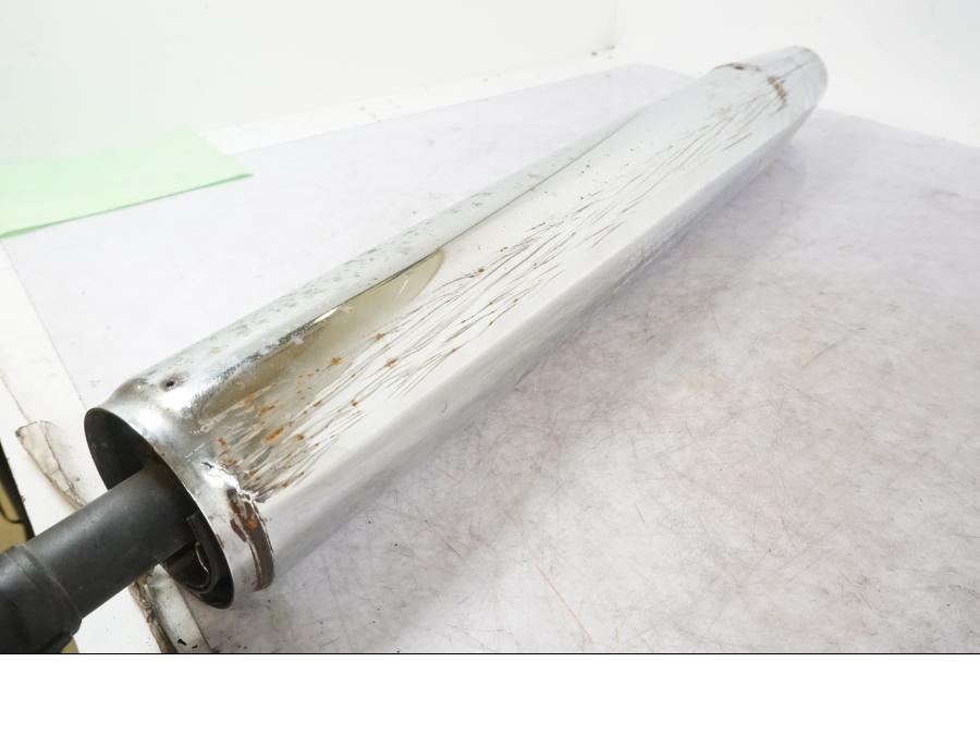 Höger sida på Ljuddämpare från en Kawasaki VN 1500 Classic Tourer -2000 motorcykel.