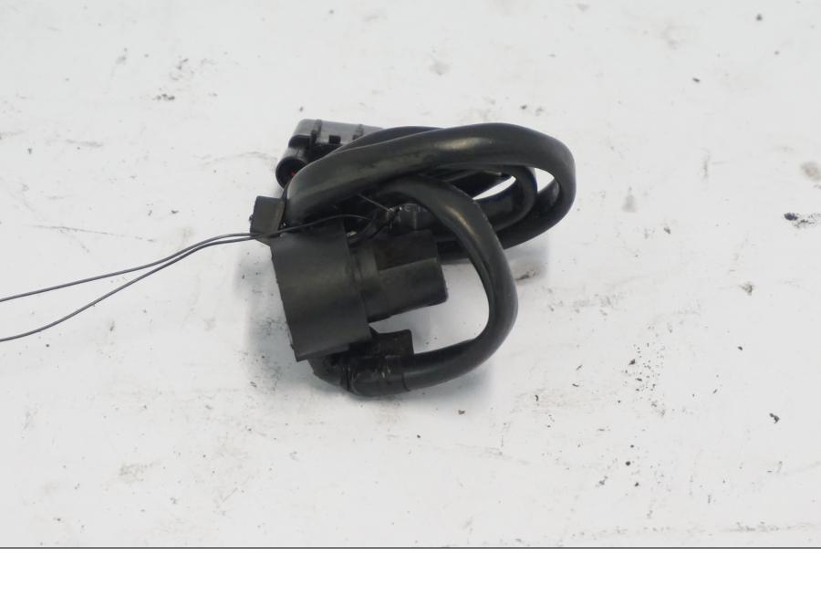 Höger sida på Hastighetsgivare från en Suzuki DL 1000 -2003 motorcykel.