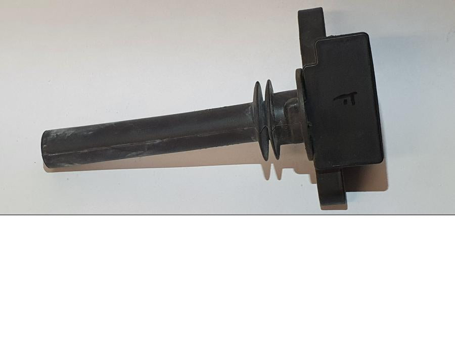 Baksidan på Tändspole från en H-D V-Rod 1130 -2005 motorcykel.