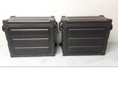 Framsidan på Sidoväska från en Yamaha Diverse -2010 motorcykel.