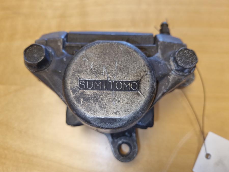 Höger sida på Bromsok från en Yamaha FJ 1200 -1986 motorcykel.