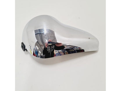 Baksidan på Luftburksdekor från en Suzuki GSX 750 -2001 motorcykel.