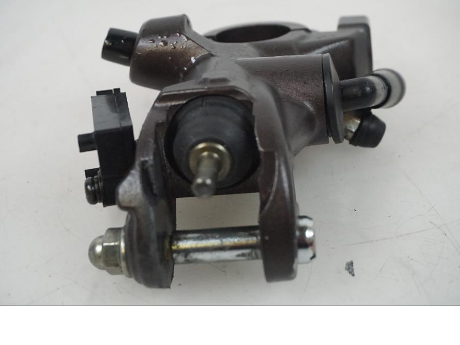 Höger sida på Bromshuvudcylinder från en Honda CBR 1000 -2005 motorcykel.