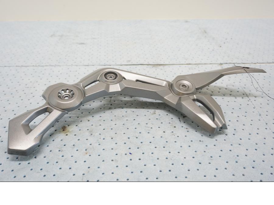 Framsidan på Ramplast från en Kawasaki Z 900 -2019 motorcykel.