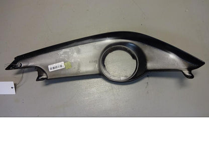 Baksidan på Bakvinge från en BMW F 800 GT -2015 motorcykel.