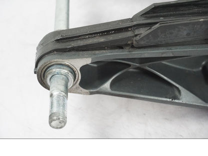 Baksidan på Sving från en KTM 390 Duke -2018 motorcykel.