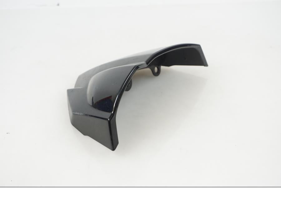 Vänster sida på Instrumentkåpa från en Yamaha YS125 -2018 motorcykel.