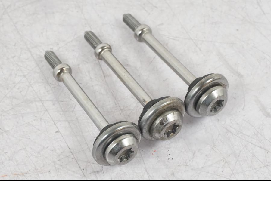 Framsidan på Skruv / Mutter etc från en BMW R 1200 GS -2018 motorcykel.