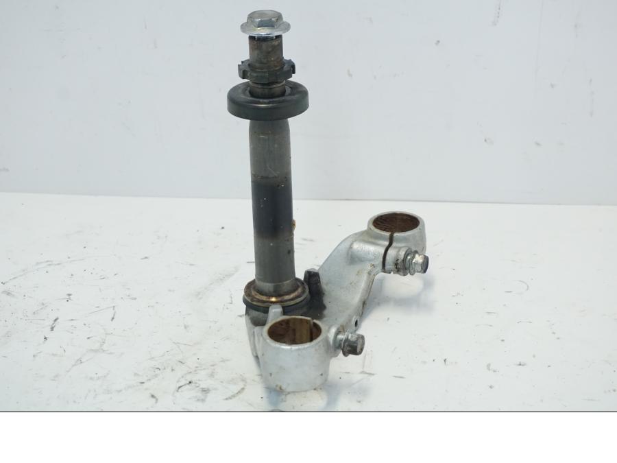 Höger sida på Gaffelkrona från en Yamaha XV 535 -1995 motorcykel.