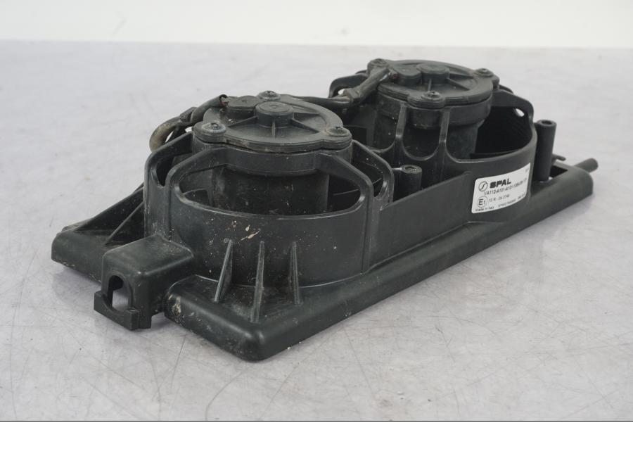 Baksidan på Vattenkylfläkt från en KTM 1290 Super Adventure R -2018 motorcykel.