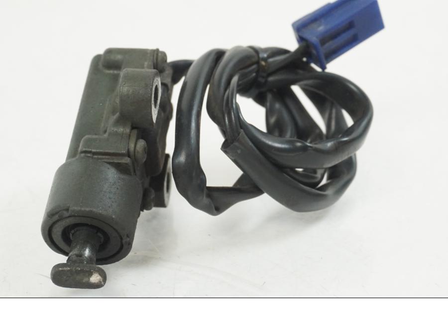 Snett uppifrån på Sidostödsbrytare från en Yamaha XT 660 X -2005 motorcykel.