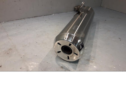 Höger sida på Ljuddämpare från en Yamaha FJR 1300 -2013 motorcykel.