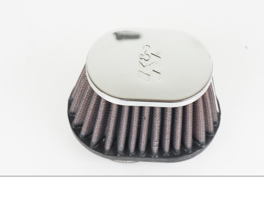 Höger sida på Luftfilter från en Universal Universal -2023 motorcykel.