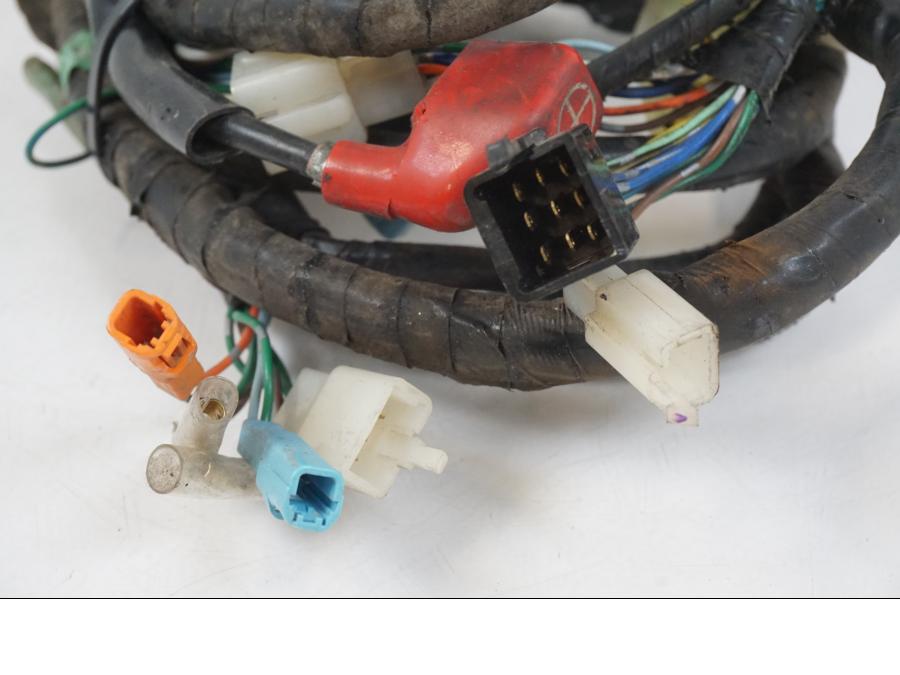 Baksidan på Kabelstam från en Honda CBR 125 R -2006 motorcykel.