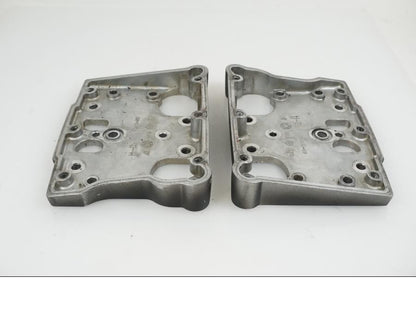 Höger sida på Ventilkåpa från en H-D Softail -2008 motorcykel.