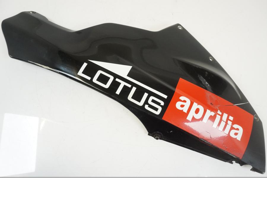 Framsidan på Magkåpa från en Aprilia RS 125 -2008 motorcykel.