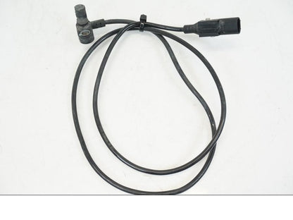 Baksidan på ABS givare från en BMW R 1250 GS -2019 motorcykel.