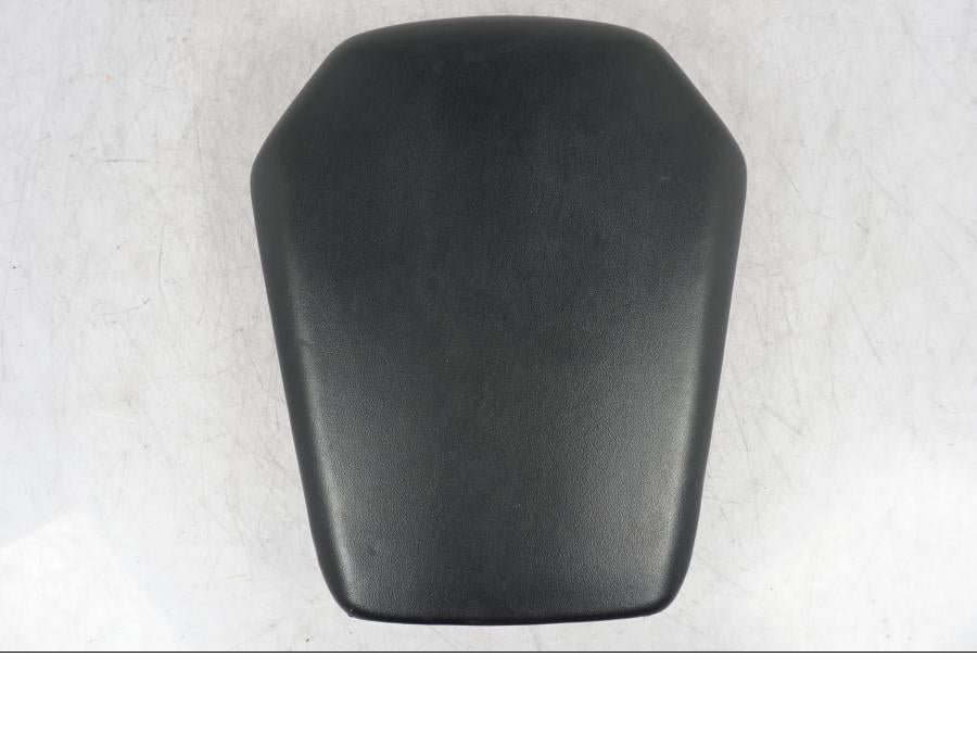 Höger sida på Sadel från en Honda CBR 1000 RR -2009 motorcykel.