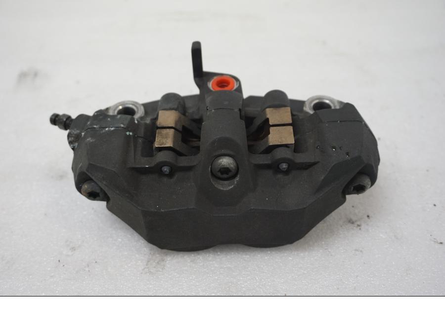 Höger sida på Bromsok från en Suzuki GSX-R 1000 -2007 motorcykel.