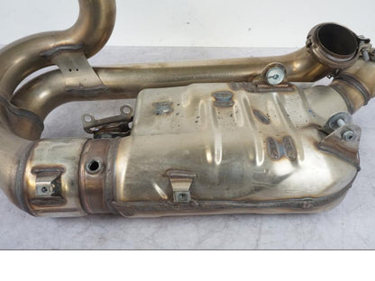 Extrabild3 på Mellanburk från en KTM 1290 Super Duke R -2022 motorcykel.