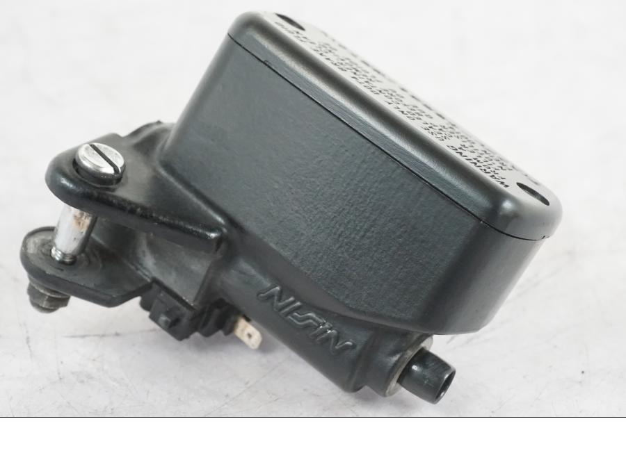 Extrabild1 på Bromshuvudcylinder från en Honda CBR 1000 F -1989 motorcykel.