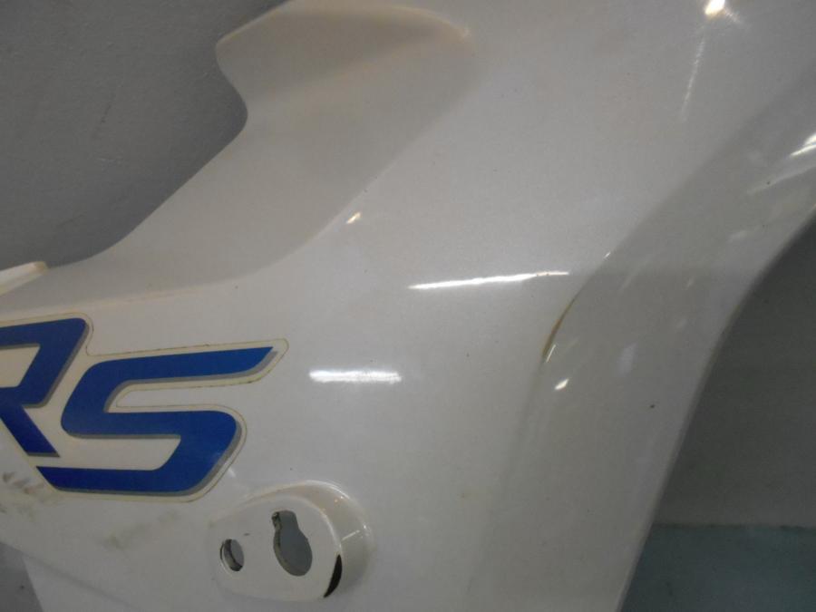 Höger sida på Sidkåpa från en BMW R 1200 RS -2016 motorcykel.